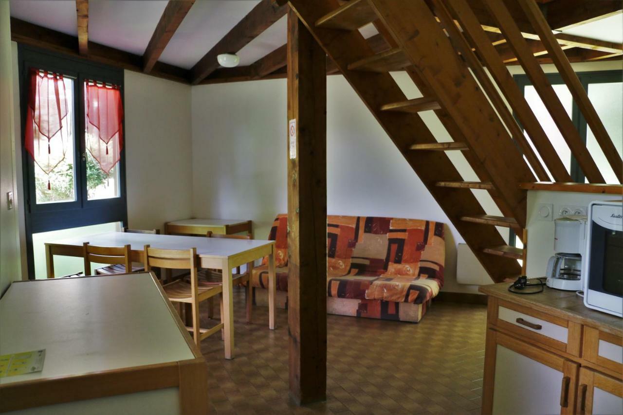 Camping Le Paisserou Najac Exterior photo